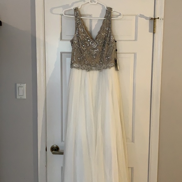 NWT Adrianna Papell ivory beaded long dress - Picture 4 of 7